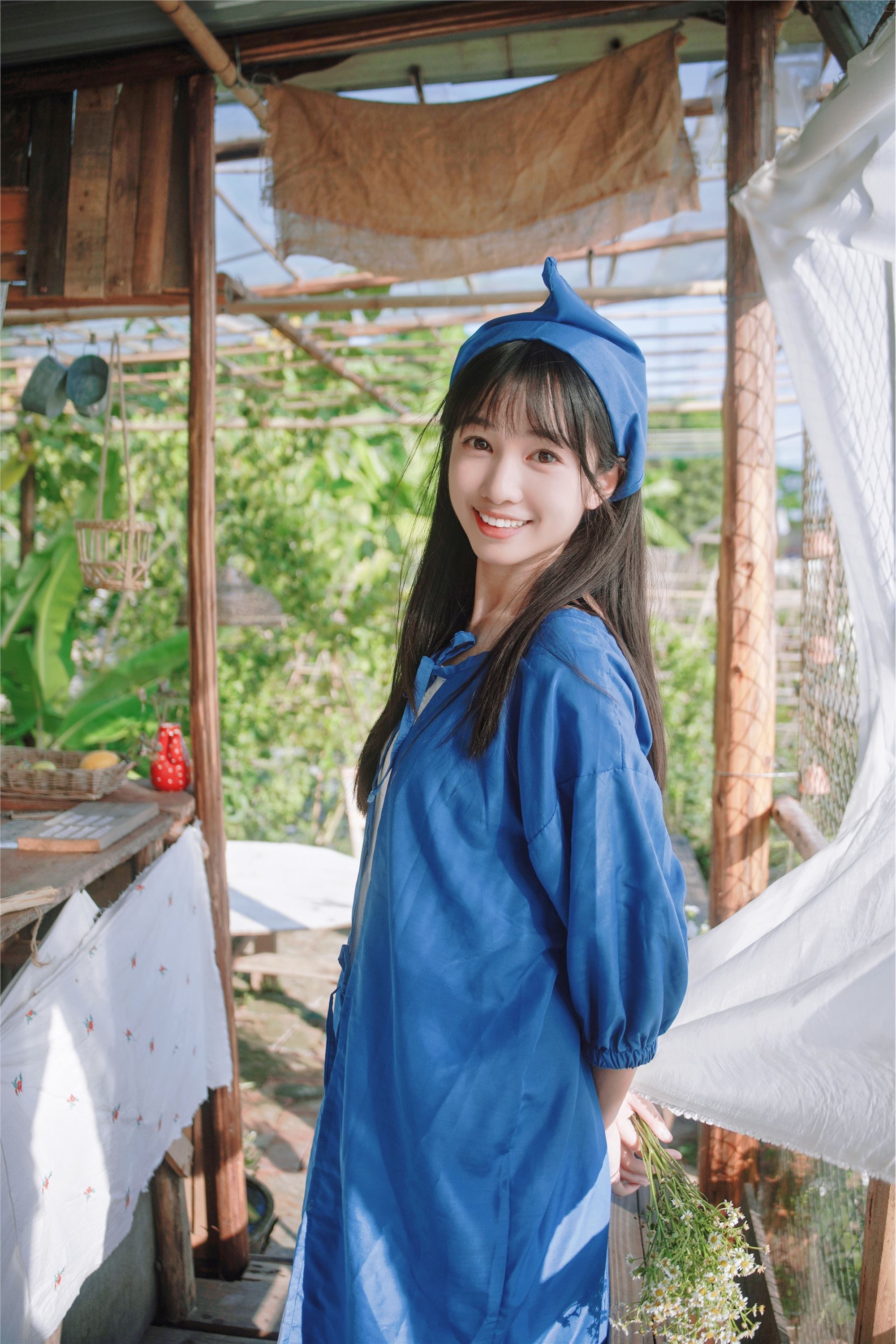 YITUYU艺图语 2025.01.08 田园暮歌，花裙少女之韵 巨大王